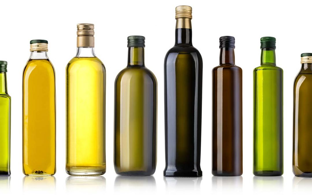 Differenza tra bottiglia d’olio chiara e scura